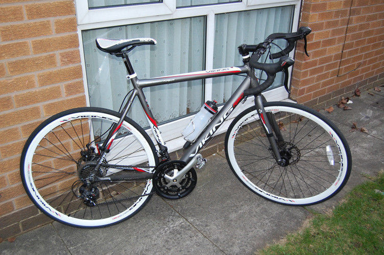 viking pursuit road bike